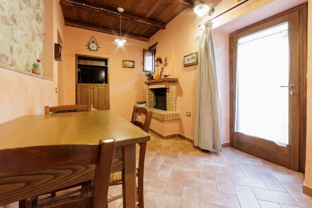 Appartamento Venturini Trevi Esterno foto