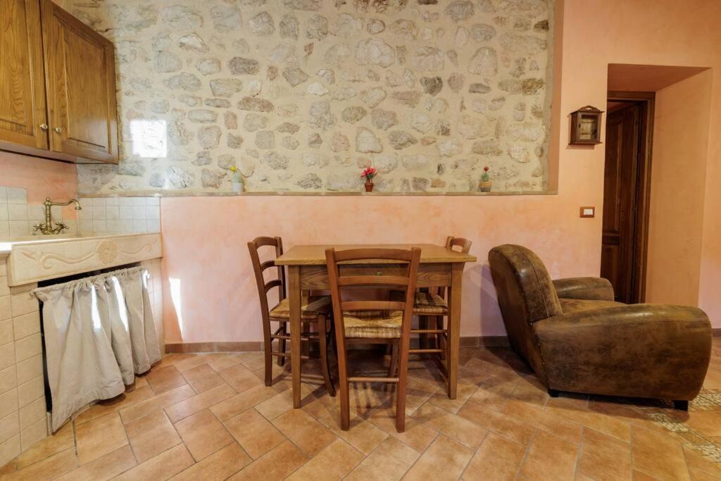 Appartamento Venturini Trevi Esterno foto