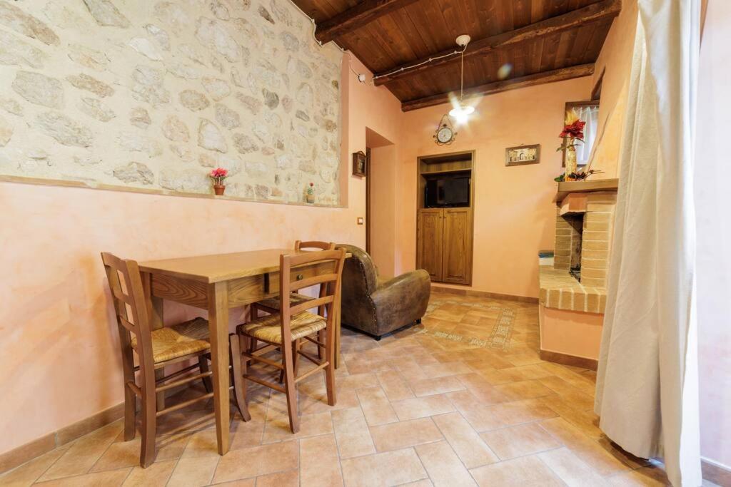 Appartamento Venturini Trevi Esterno foto